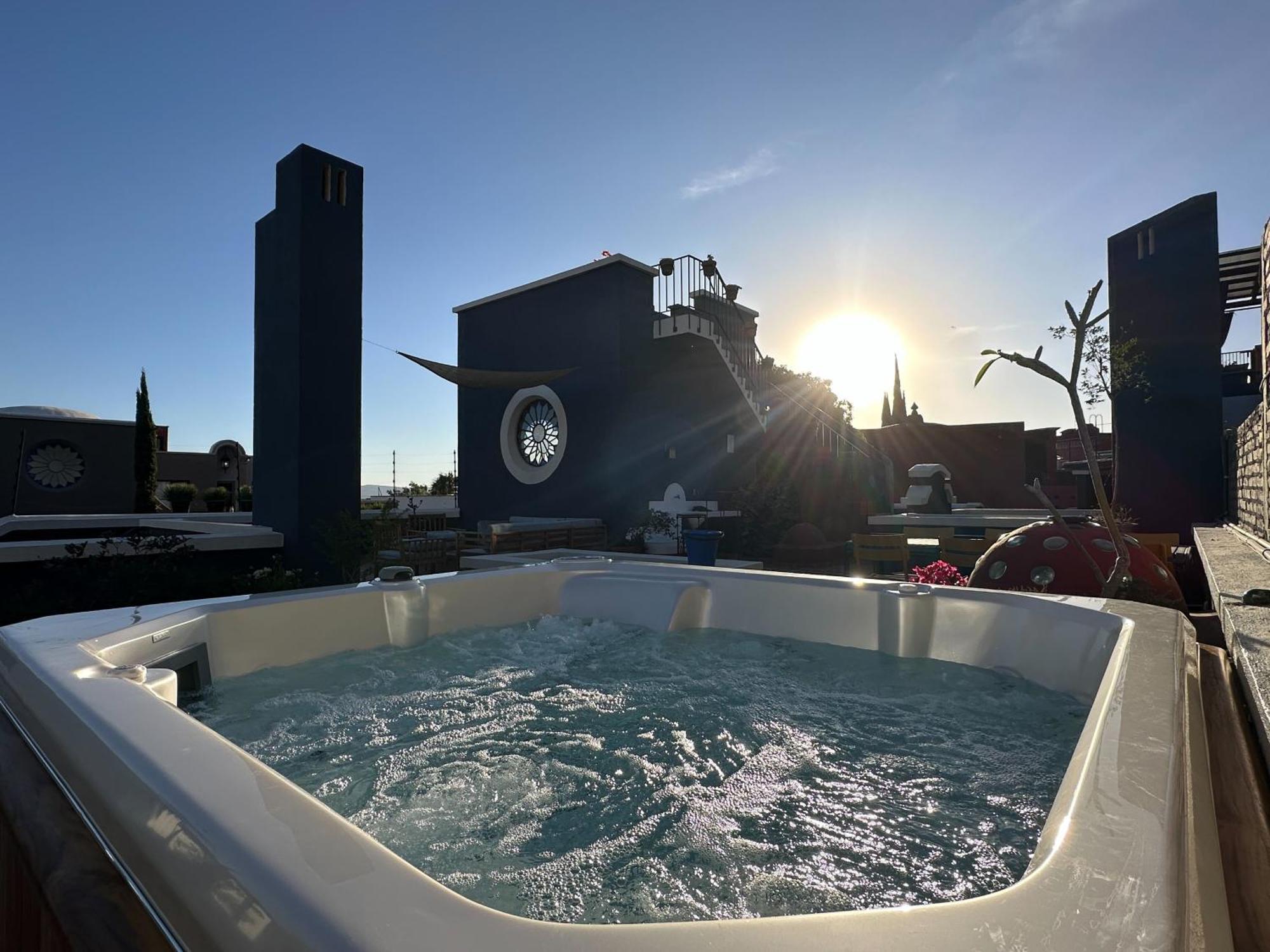 Rooftop Jacuzzi! Country-Style 4 Bedroom Cottage San Miguel de Allende Exteriér fotografie